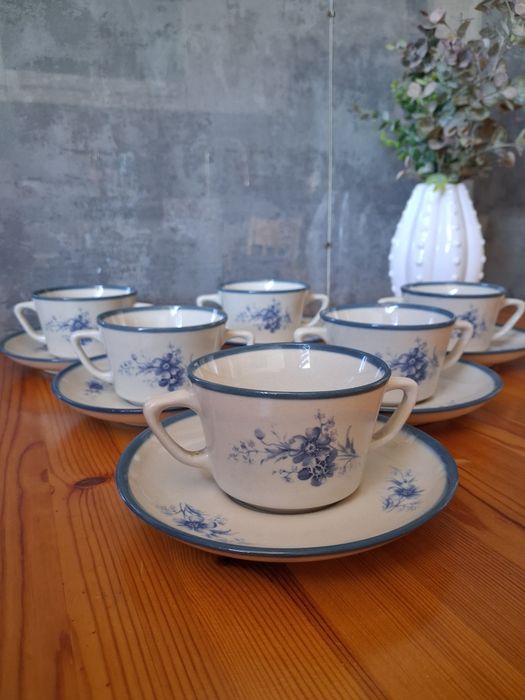 Chodzież porcelitowe salaterki z talerzykami.  Ceramika  PRL.