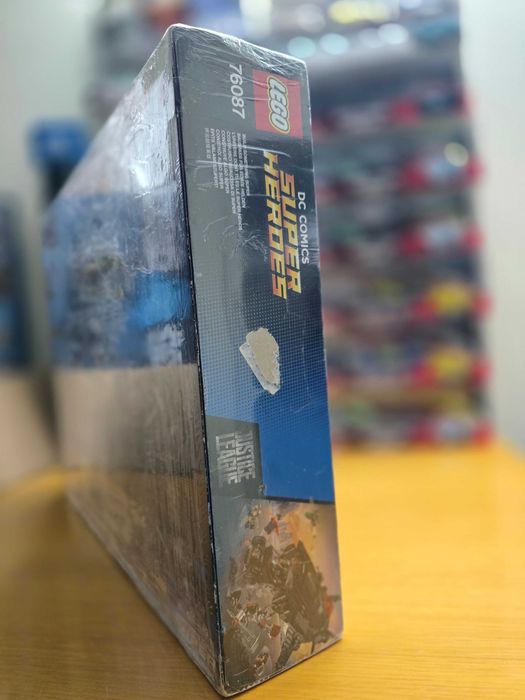 LEGO 76087 - Flying Fox Batmobile Airlift Attack