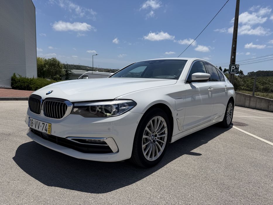 BMW 530e performance plug in