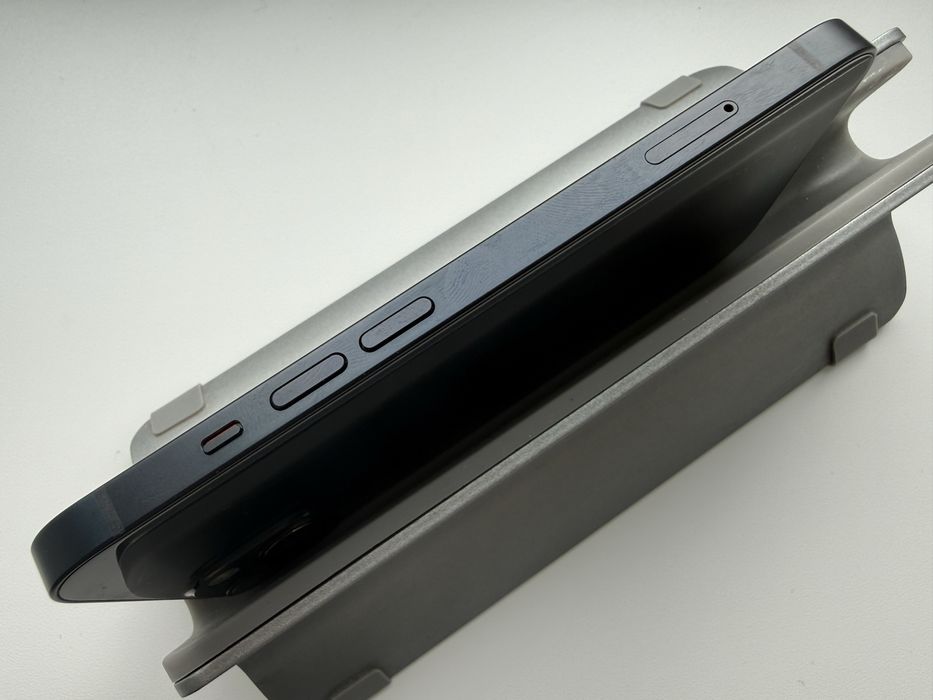 Apple iPhone 13 128gb Midnight Neverlock 100%