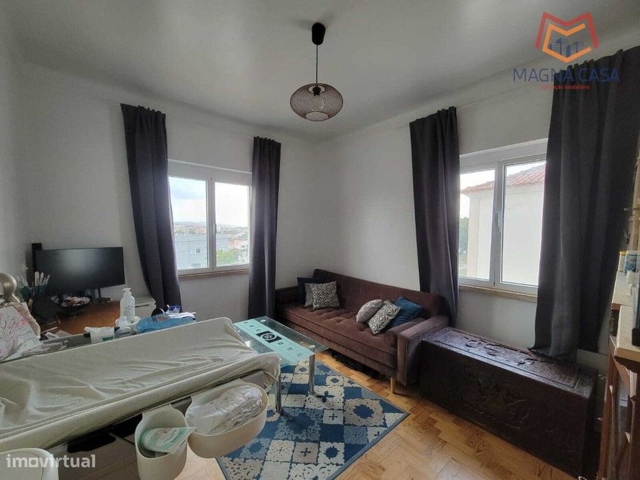 Moradia, Pinheiro Loures, Loures