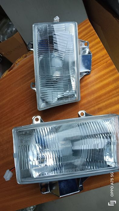 Farol Mazda B 2500 ótica Depo ano 1998
