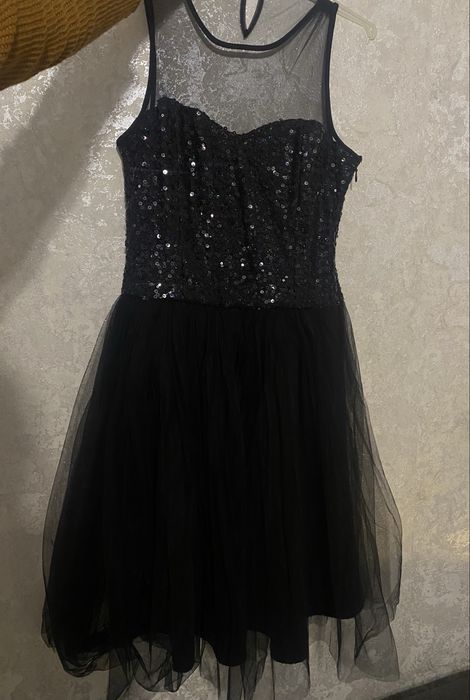 Дитяче платтячко з паєтками