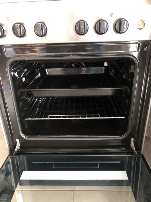 Fogão Indesit 16VMH2A X