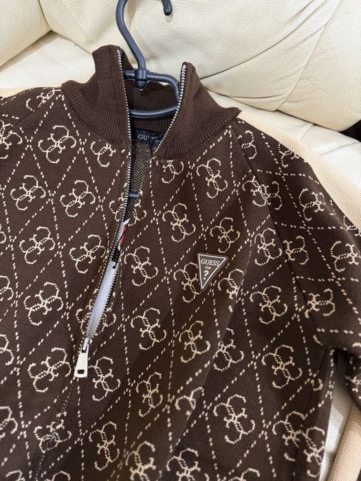 Новий костюм Guess в'язка розмір S шоколадний