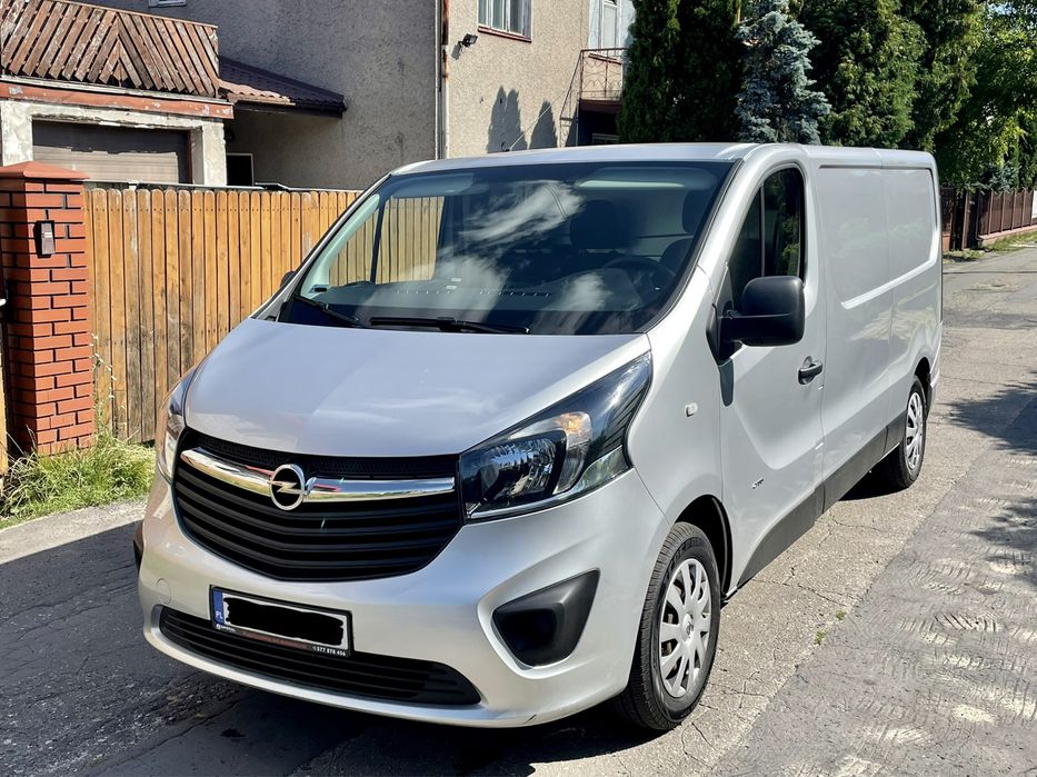 Wypozyczalnia bus/ wynajem aut dostawczych blaszak long