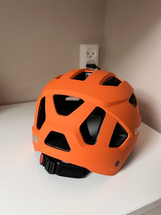 Kask rowerowy UVEX rozm. 56-59