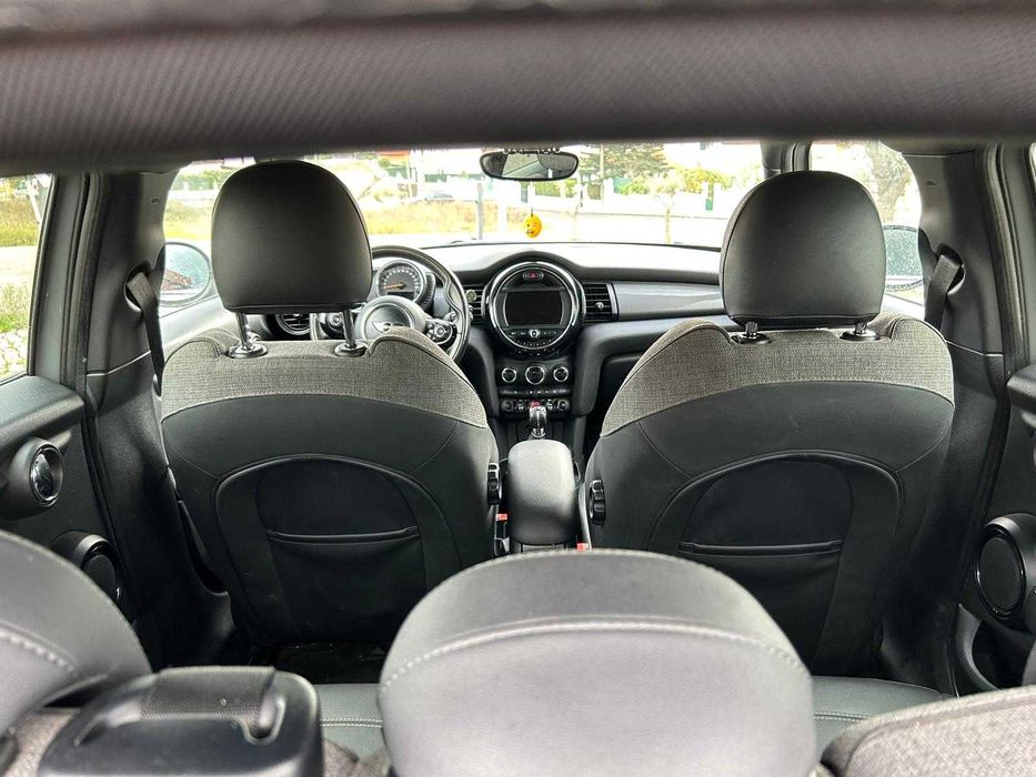 Mini Cooper D 1.5 116 cv 2016