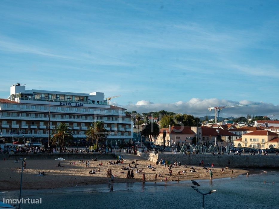 Apartamento T2 com terraço, em Cascais