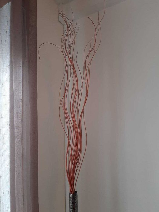 Jarra decorativa preta e prateada