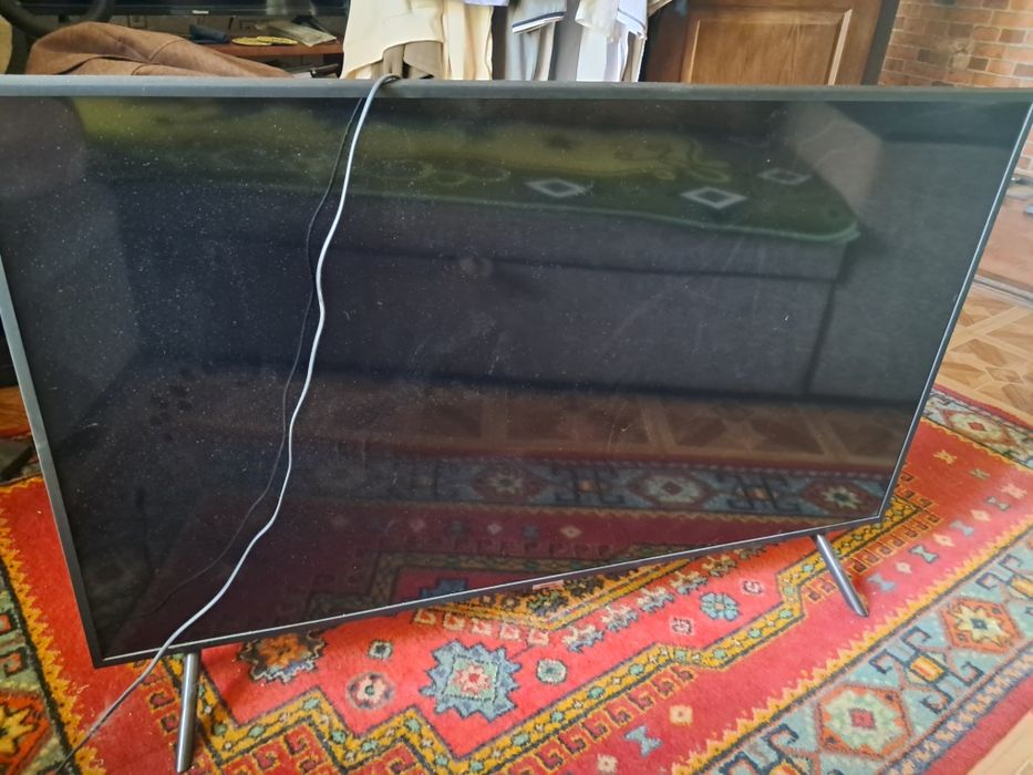 Продам на запчасти телевизор SAMSUNG