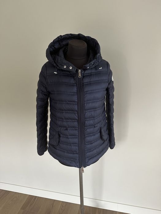 Женская куртка moncler М пуховик