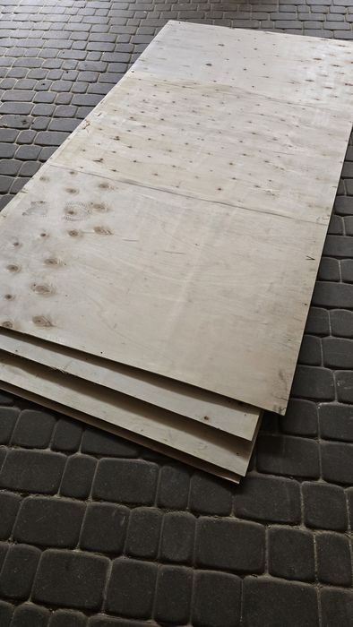 Witam mam na sprzedaż sklejkę 122na 244 grubość 9 mm
