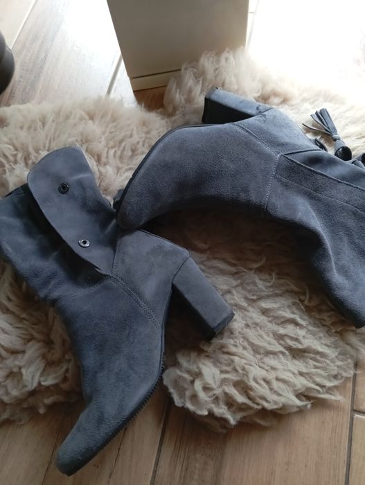 Zamszowe botki f-rmy Wolski