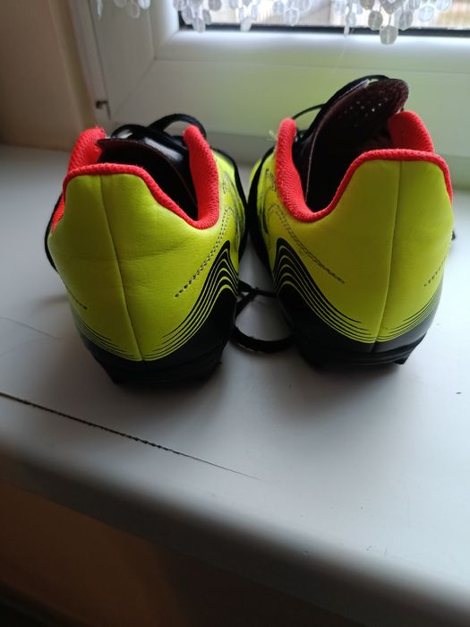 Korki Adidas 38 super stan