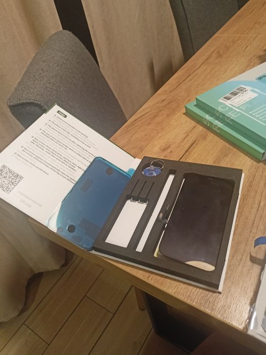 Zestawy naprawcze do telefonów