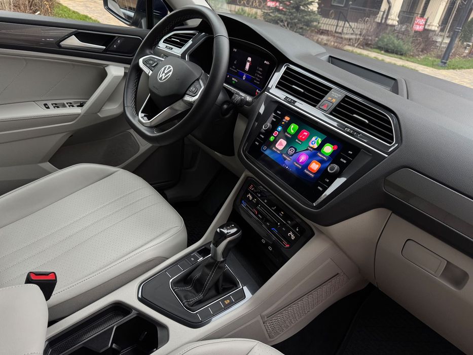 7місць, Шкіра, Електро привід багажника, Матрична оптика