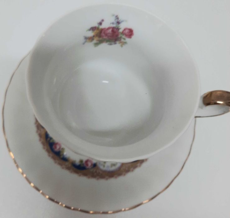 Chávena de chá + pires de porcelana novo