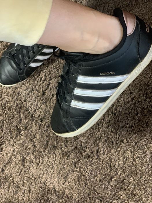 Кросівки адідас, оринінал 36 розмір