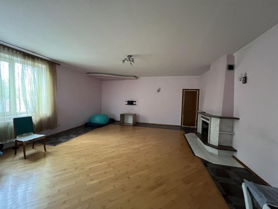 Продаю будинок в Крихівцях