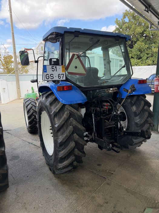 New Holland T5040