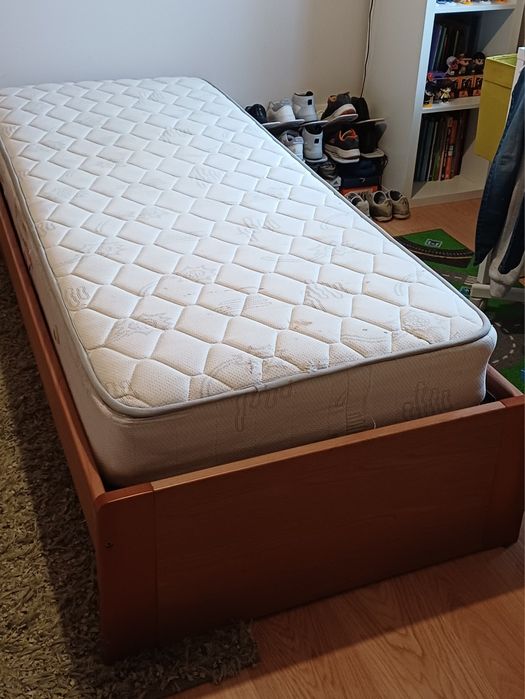 Cama Juvenil com colchão