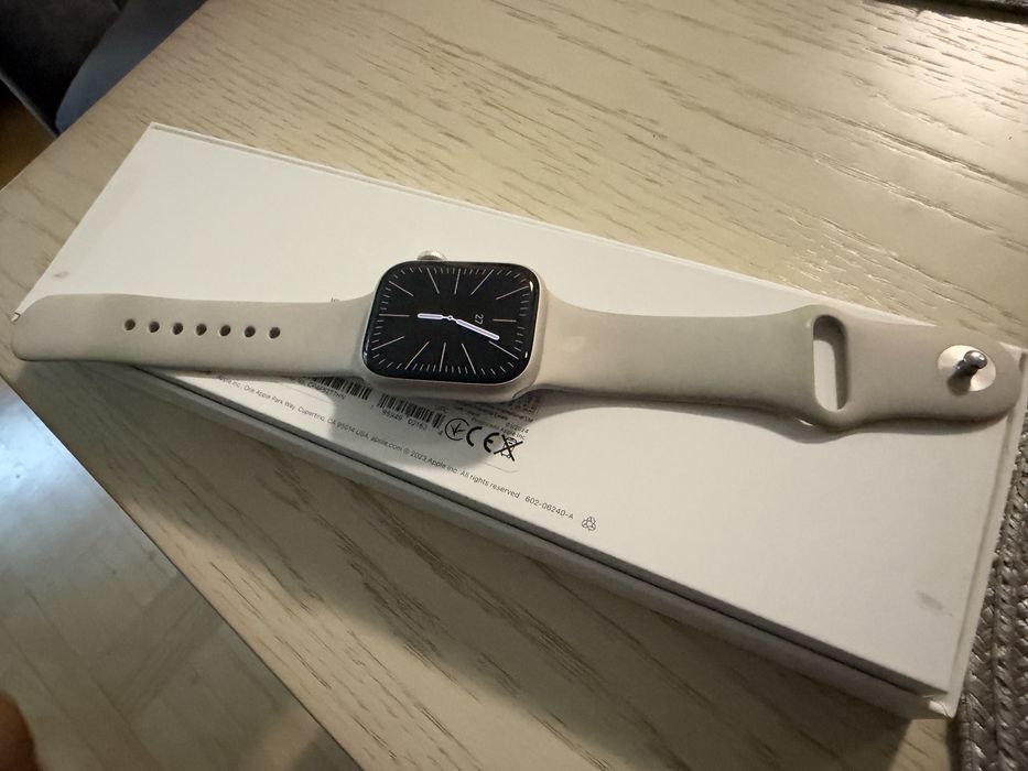 Apple Wach 9 Stalinght +Celuar