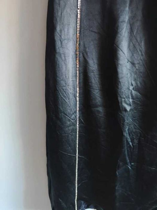 Czarna bieliźniana jedwabna sukienka z koralikami silk Planet