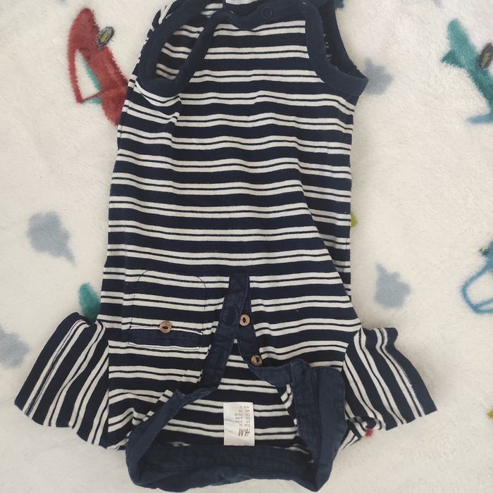Paka ubranek 74 stan bdb paczka zestaw body dresy bluzy komplety