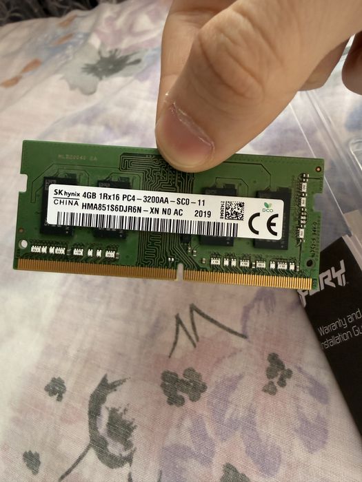 Продам комплект ОЗУ 8GB (2x4GB) DDR4 3200MHz SK hynix (SODIMM)