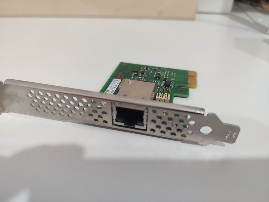 Intel Ethernet Server Adapter I210-T1 Gigabit