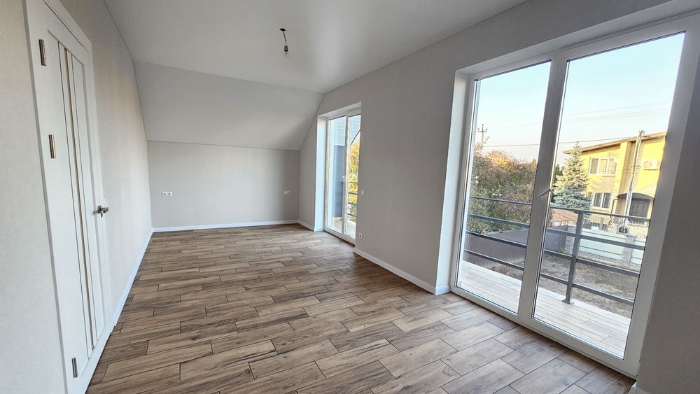 БУДИНОК 120 кв.м.з РЕМОНТОМ , Київський шлях 500 м