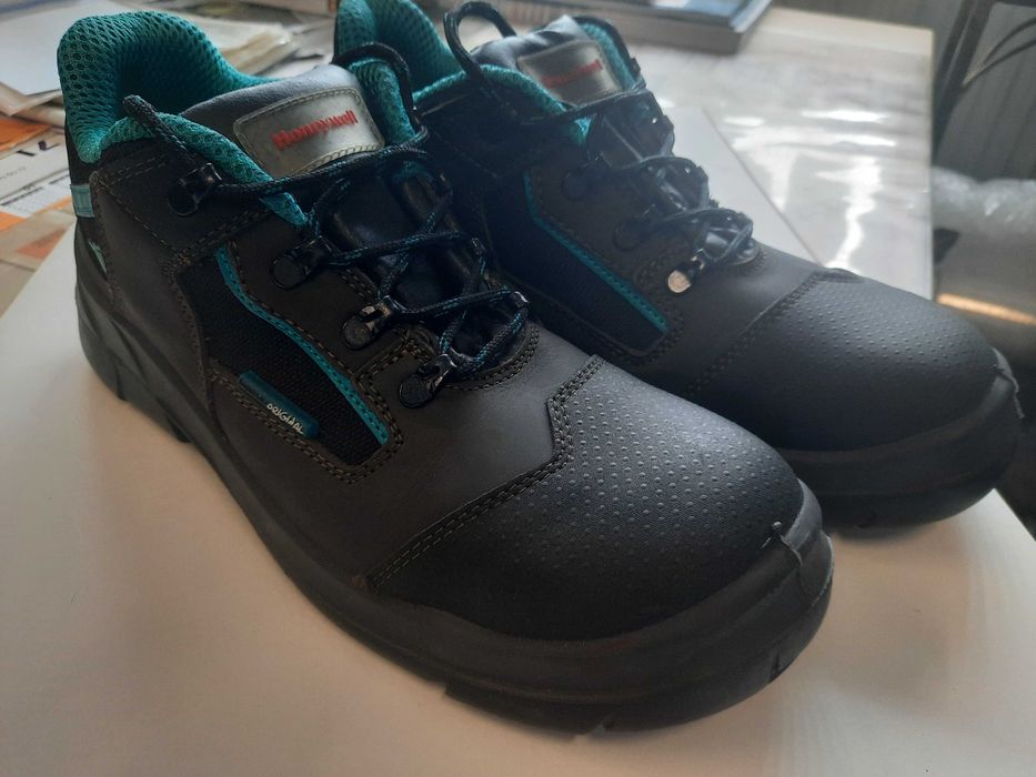 Nowe buty robocze firmy Honeywell rozm. 46
