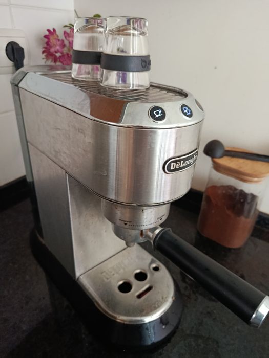 Máquina café delonghi