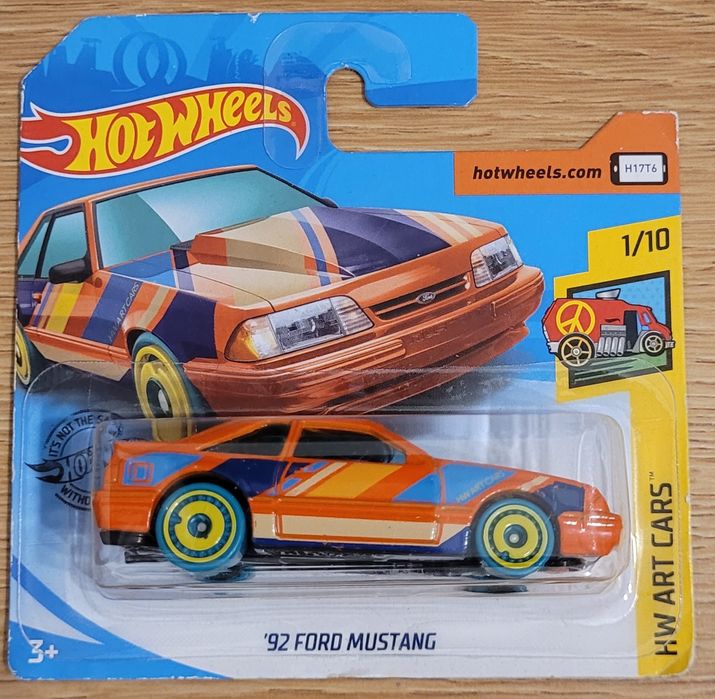 Ford Mustang Art Cars pomarańczowy Hot Wheels