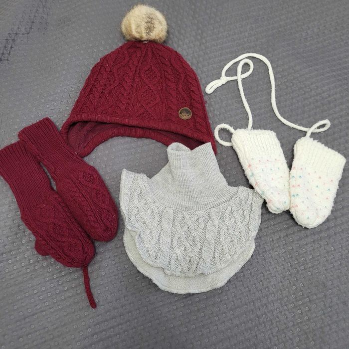 Zestaw czapka rękawiczki komin H&M