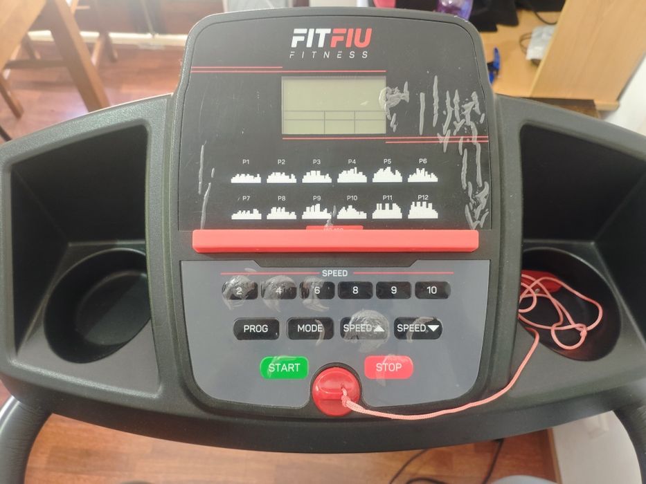 Treadmill454886056160153602