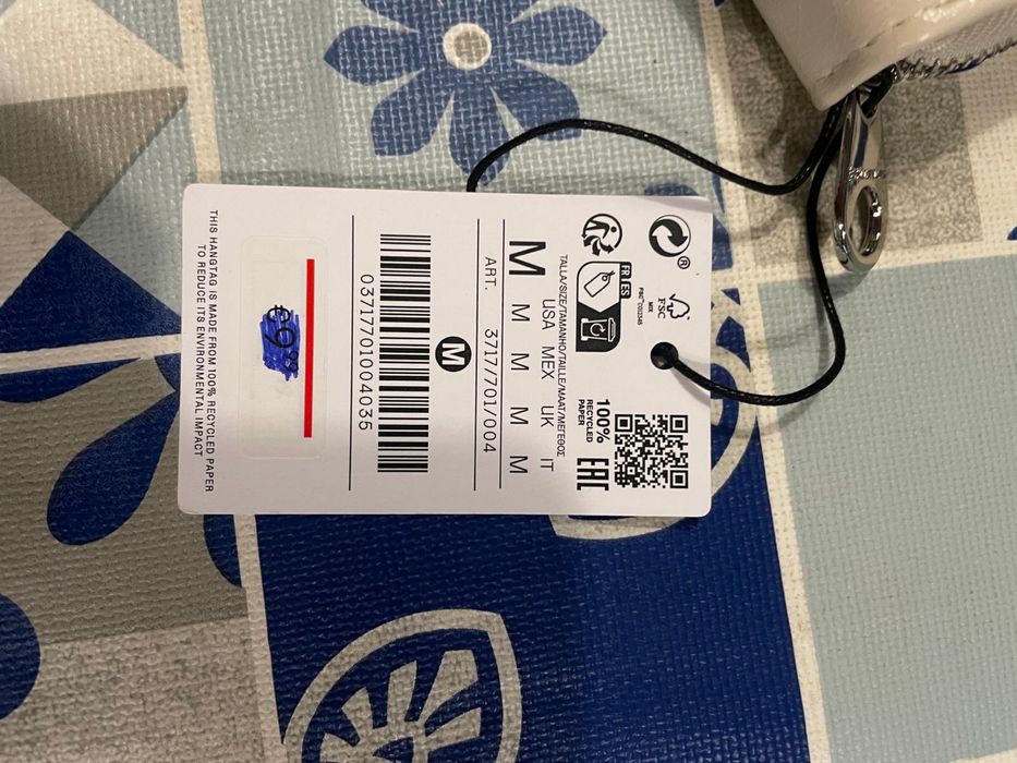 Carteira Stradivarius pequena