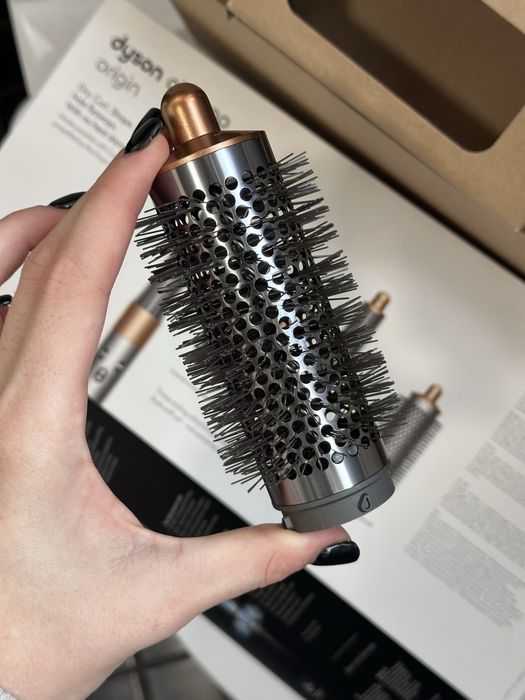 Щітки насадки на фен dyson