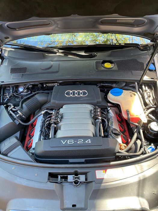 Продам ауді а6 с6 2.4