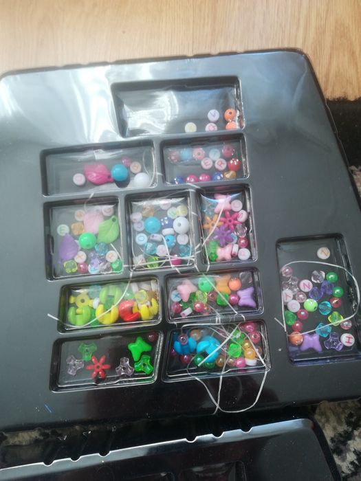 zestaw do tworzenia biżuterii dla dziewczynki