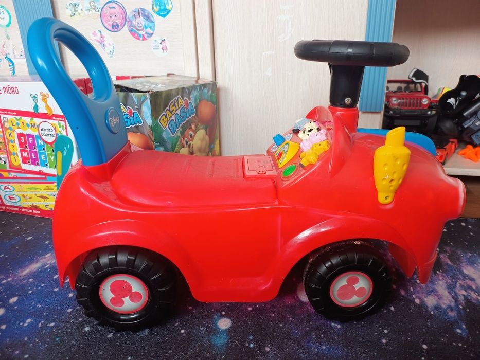 Auto do jazdy dla dziecka, chodzik, pchacz