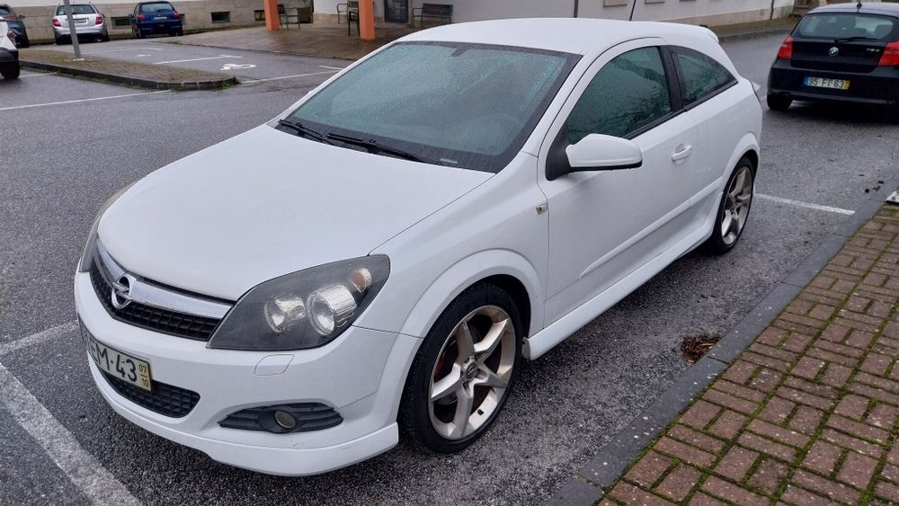 Opel Astra H 1.6 GTC Turbo