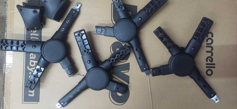 Колеса , бампери , шарніри , механізми для дитячих колясок