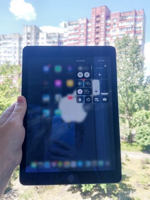 ipad air 2 64gb - купити планшети - Ціна на OLX.ua