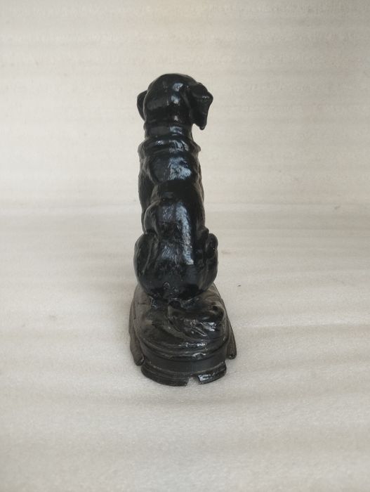 Собака чугунное литьё.