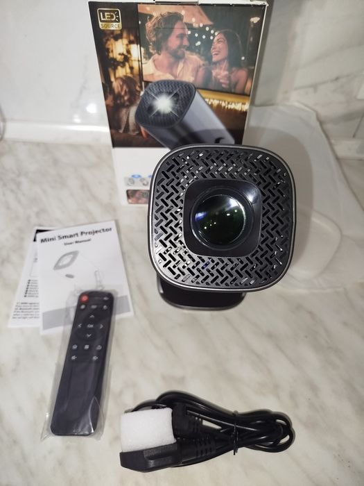 Проєктор  на Android  P30 LED (Smart Projector)