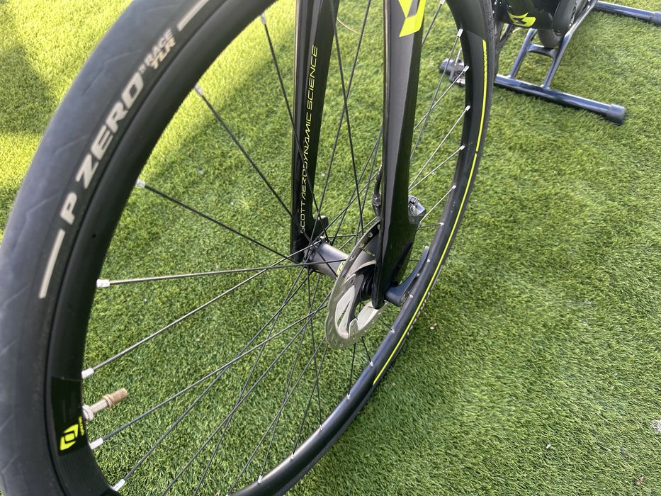 Bicicleta de estarda Scott Foil 20Disc