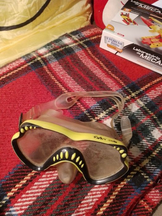 Laboratório de Mecânica-Hidroavião canadair10E-Máscara Safari3EDesde3E