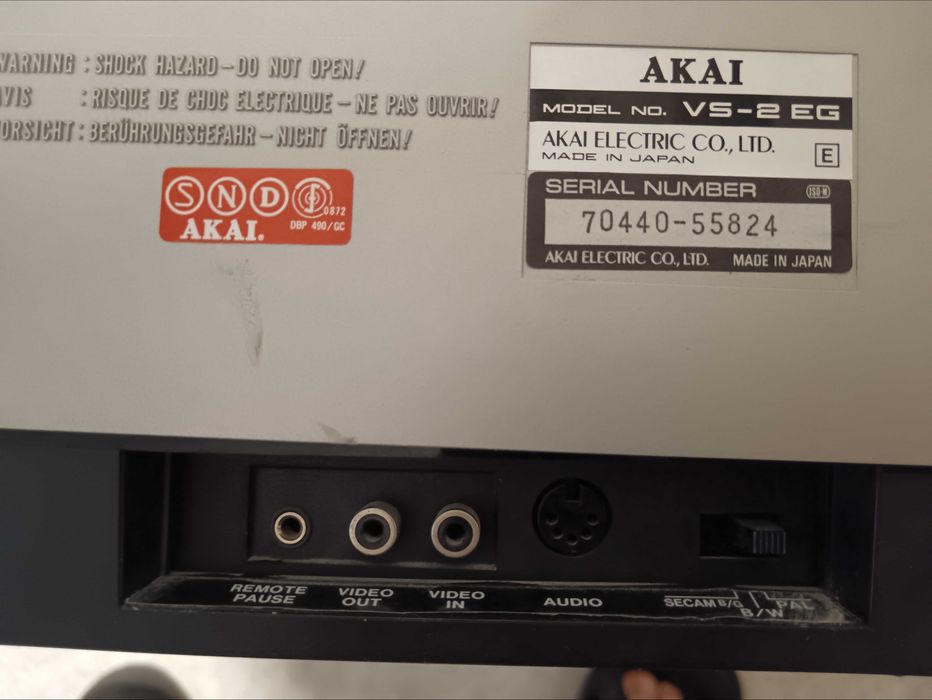 AKAI VS-2EG  видеомагнитофон